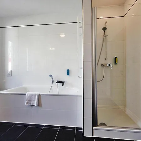 In Mit Fruehstueck Inklusive * 스트라우스베르크