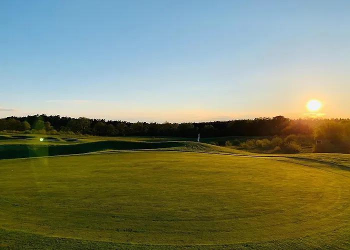 In Mit Fruehstueck Inklusive شتراوسبرغ